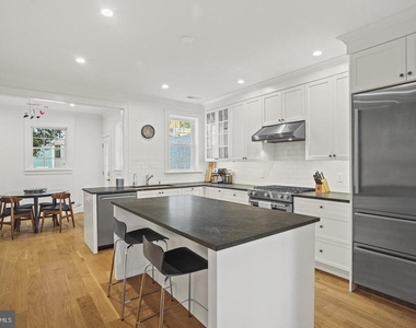 1920 35th Street Nw - Photo Thumbnail 1