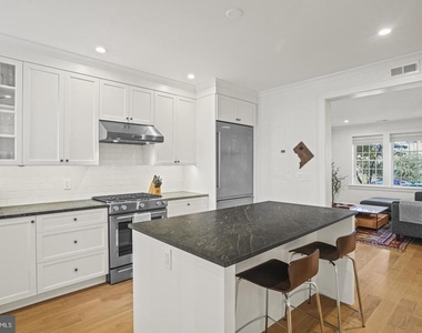 1920 35th Street Nw - Photo Thumbnail 6
