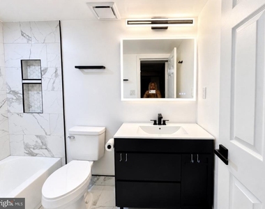 3066 Pineview Court Ne - Photo Thumbnail 10
