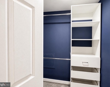 3066 Pineview Court Ne - Photo Thumbnail 9