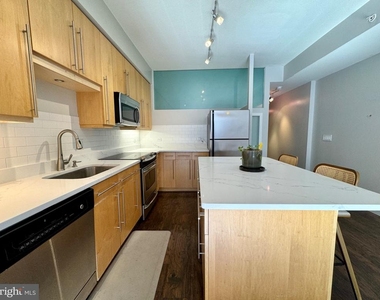 437 New York Avenue Nw - Photo Thumbnail 1