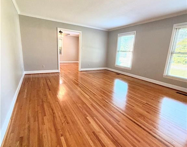 514 N Ballance Street - Photo Thumbnail 17