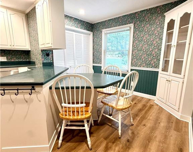 514 N Ballance Street - Photo Thumbnail 8