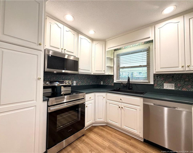 514 N Ballance Street - Photo Thumbnail 7