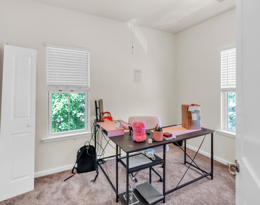 541 Pemberwich Place - Photo Thumbnail 10