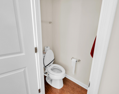 541 Pemberwich Place - Photo Thumbnail 9
