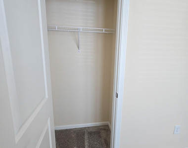 306 Villanova Drive - Photo Thumbnail 29
