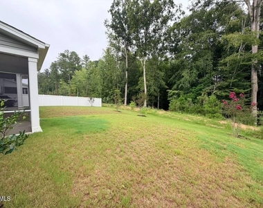 319 Aster Bloom Lane - Photo Thumbnail 27