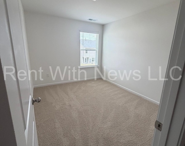 248 Otter Ldg Street - Photo Thumbnail 16