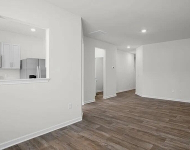 248 Otter Ldg Street - Photo Thumbnail 7