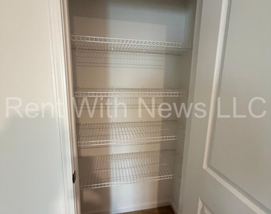 248 Otter Ldg Street - Photo Thumbnail 24