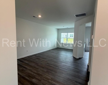 248 Otter Ldg Street - Photo Thumbnail 7