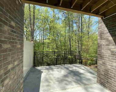 528 Fumagalli Drive - Photo Thumbnail 8