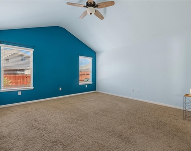 633 Schefer St - Photo Thumbnail 16