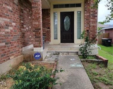 312 Sweet Leaf Ln - Photo Thumbnail 7