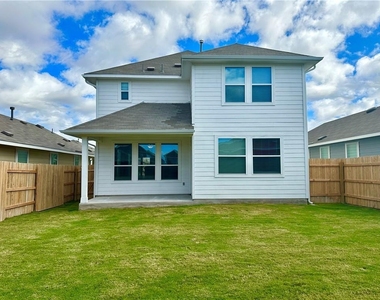195 Living Reef Dr - Photo Thumbnail 11