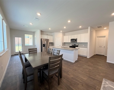 129 Saide St - Photo Thumbnail 12