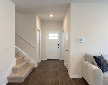 129 Saide St - Photo Thumbnail 5