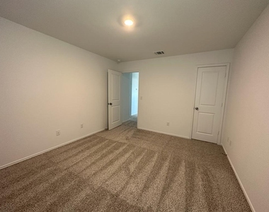 220 River Rise Rd - Photo Thumbnail 24