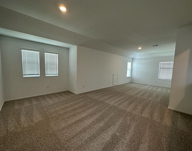 220 River Rise Rd - Photo Thumbnail 30