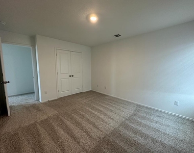 220 River Rise Rd - Photo Thumbnail 25