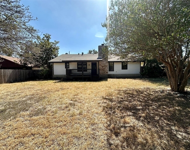 3419 Bluebonnet Trl - Photo Thumbnail 17