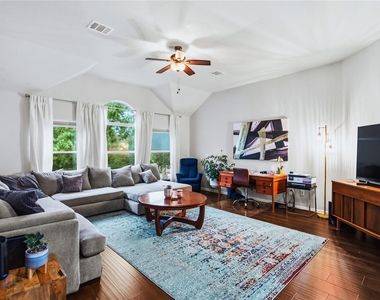 12113 Portobella Dr - Photo Thumbnail 20