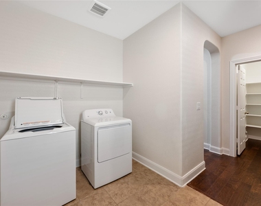 7632 Knockfin Dr - Photo Thumbnail 12