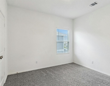 161 Santa Julia St - Photo Thumbnail 10