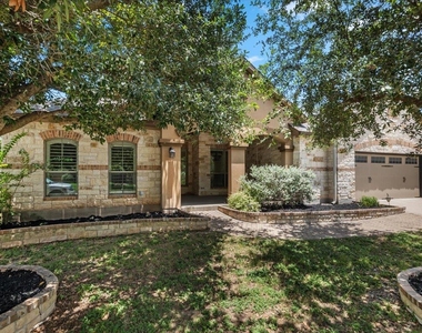 3061 Portulaca Dr - Photo Thumbnail 1