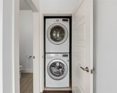 2605 Witsome #40 Loop - Photo Thumbnail 19