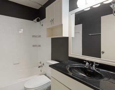 1212 Hollow Creek Dr - Photo Thumbnail 10