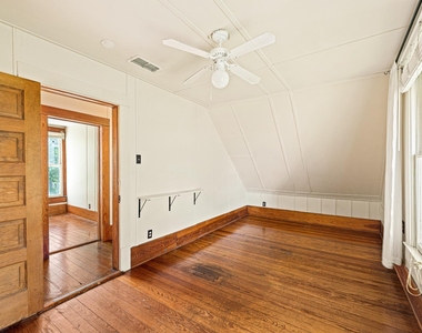 3205 Guadalupe St - Photo Thumbnail 14
