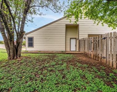 428 S Sailmaster St - Photo Thumbnail 17