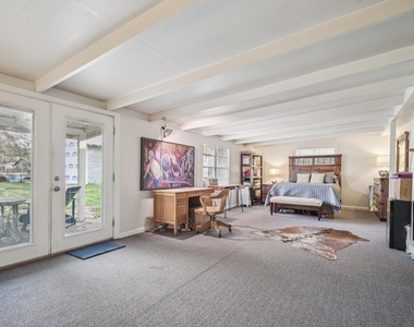 902 Turney St - Photo Thumbnail 14