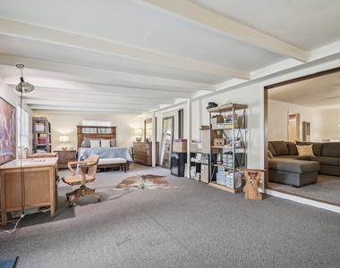 902 Turney St - Photo Thumbnail 15