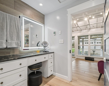 902 Turney St - Photo Thumbnail 23