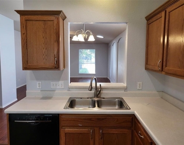 3129 Jazz St - Photo Thumbnail 8