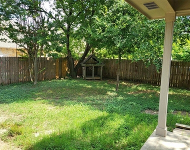 3129 Jazz St - Photo Thumbnail 19