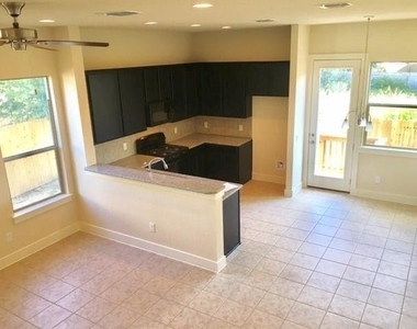 2213 Katy Ln - Photo Thumbnail 4