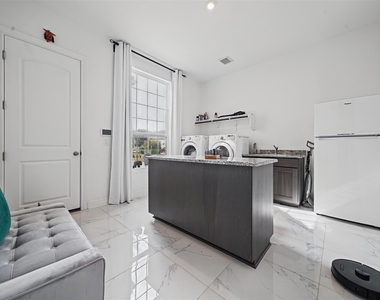 1708 Boscello Ct - Photo Thumbnail 37