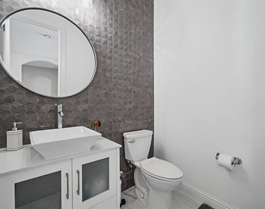 1708 Boscello Ct - Photo Thumbnail 35