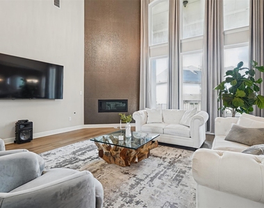 1708 Boscello Ct - Photo Thumbnail 9