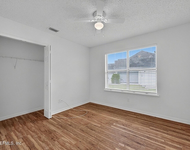 8426 Country Bend Circle W - Photo Thumbnail 22