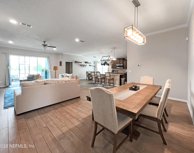 463 Northside Drive - Photo Thumbnail 11