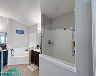 463 Northside Drive - Photo Thumbnail 15