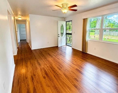 6432 Armco Street - Photo Thumbnail 1