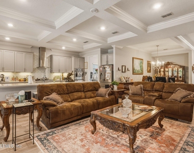 543 Caribbean Place - Photo Thumbnail 12