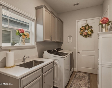 543 Caribbean Place - Photo Thumbnail 31