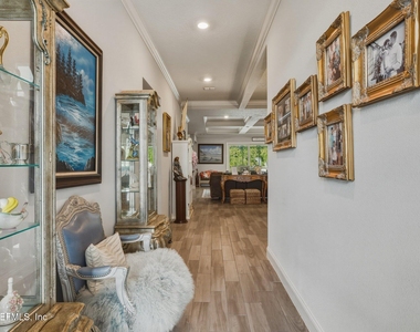 543 Caribbean Place - Photo Thumbnail 3